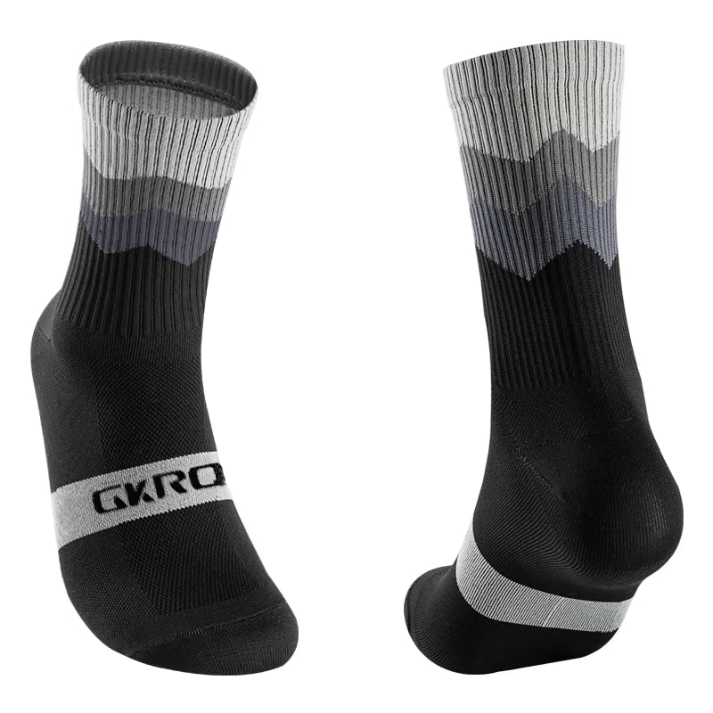 Cycling Socks for Men and Women Breathable Ankle Length Sports Gym Cycling Socks Non Slip Moisture Wicking Cycling Ankle Socks