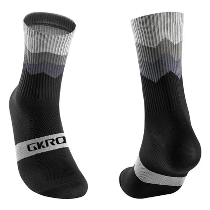 Cycling Socks for Men and Women Breathable Ankle Length Sports Gym Cycling Socks Non Slip Moisture Wicking Cycling Ankle Socks